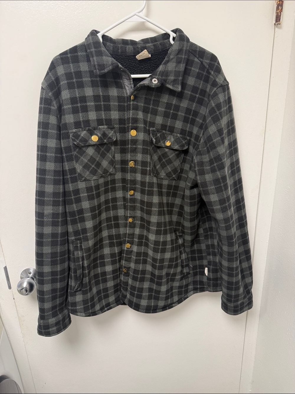 Men's Gray & Black Plaid Lightweight Shirt Jacket